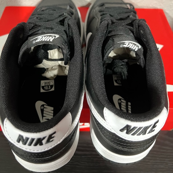 - SOLD Panda Dunk Low “black panda 2.0” - Picture 2 of 5